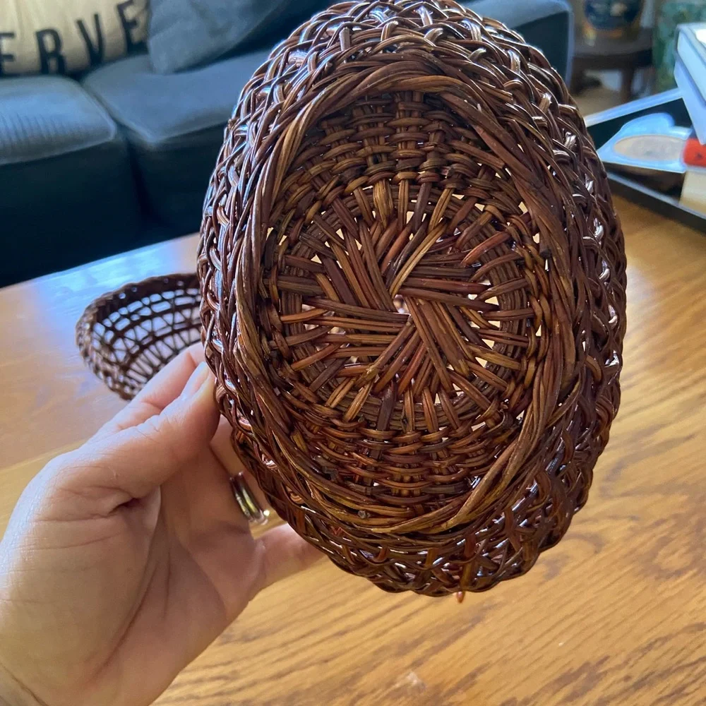 2 Vintage Wicker Birds Baskets